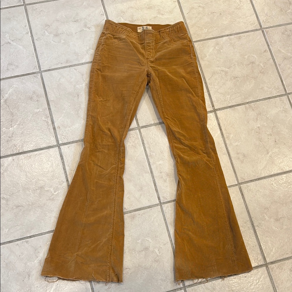 Free People Women's Flared corduroy pants in cognac/tan - 26 elastic waist band